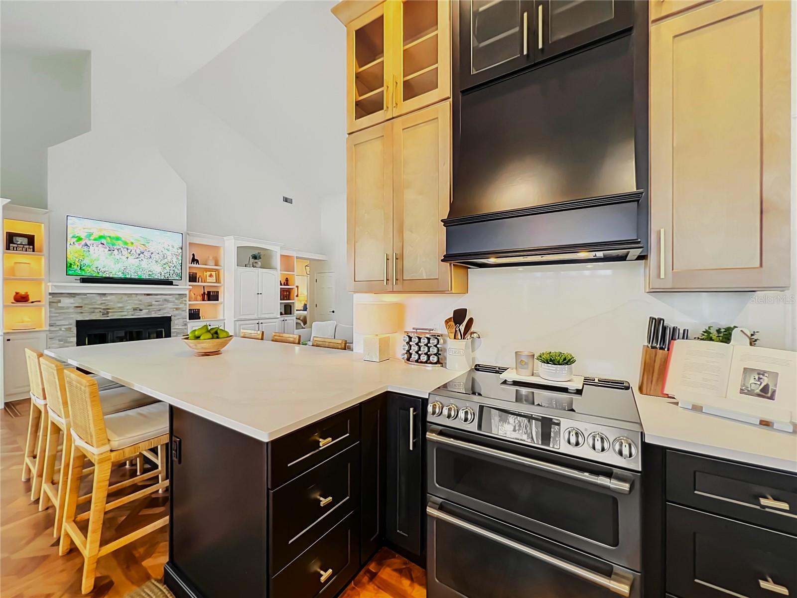 972 OAKPOINT CIRCLE, Apopka, FL 32712