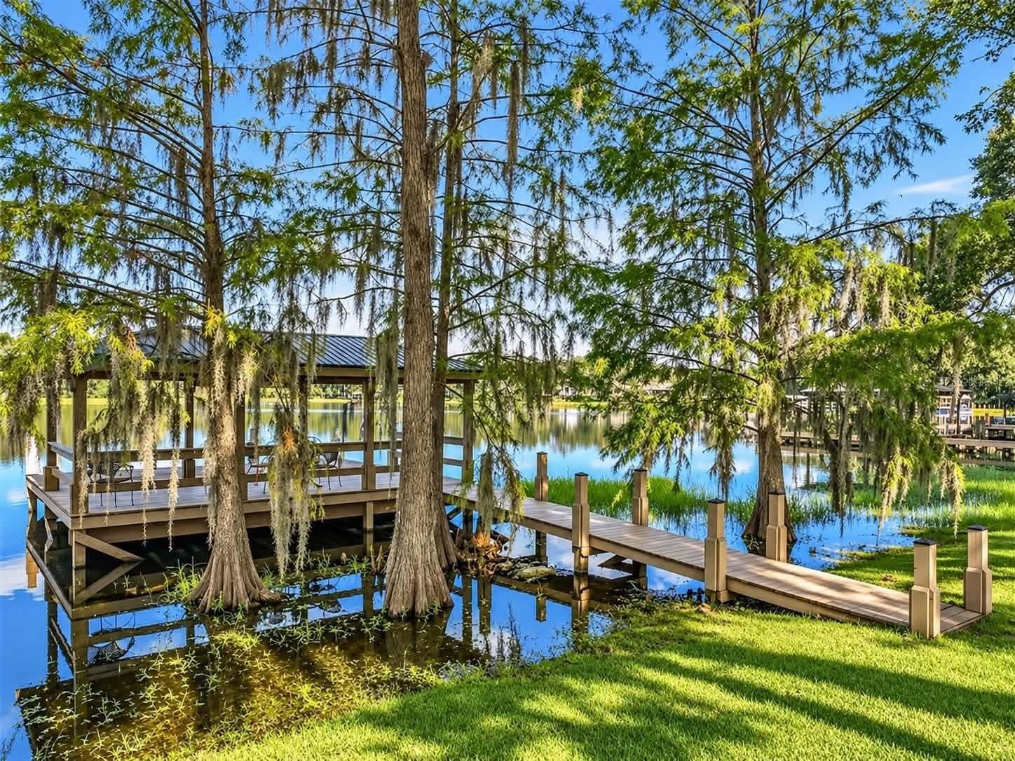 972 OAKPOINT CIRCLE, Apopka, FL 32712