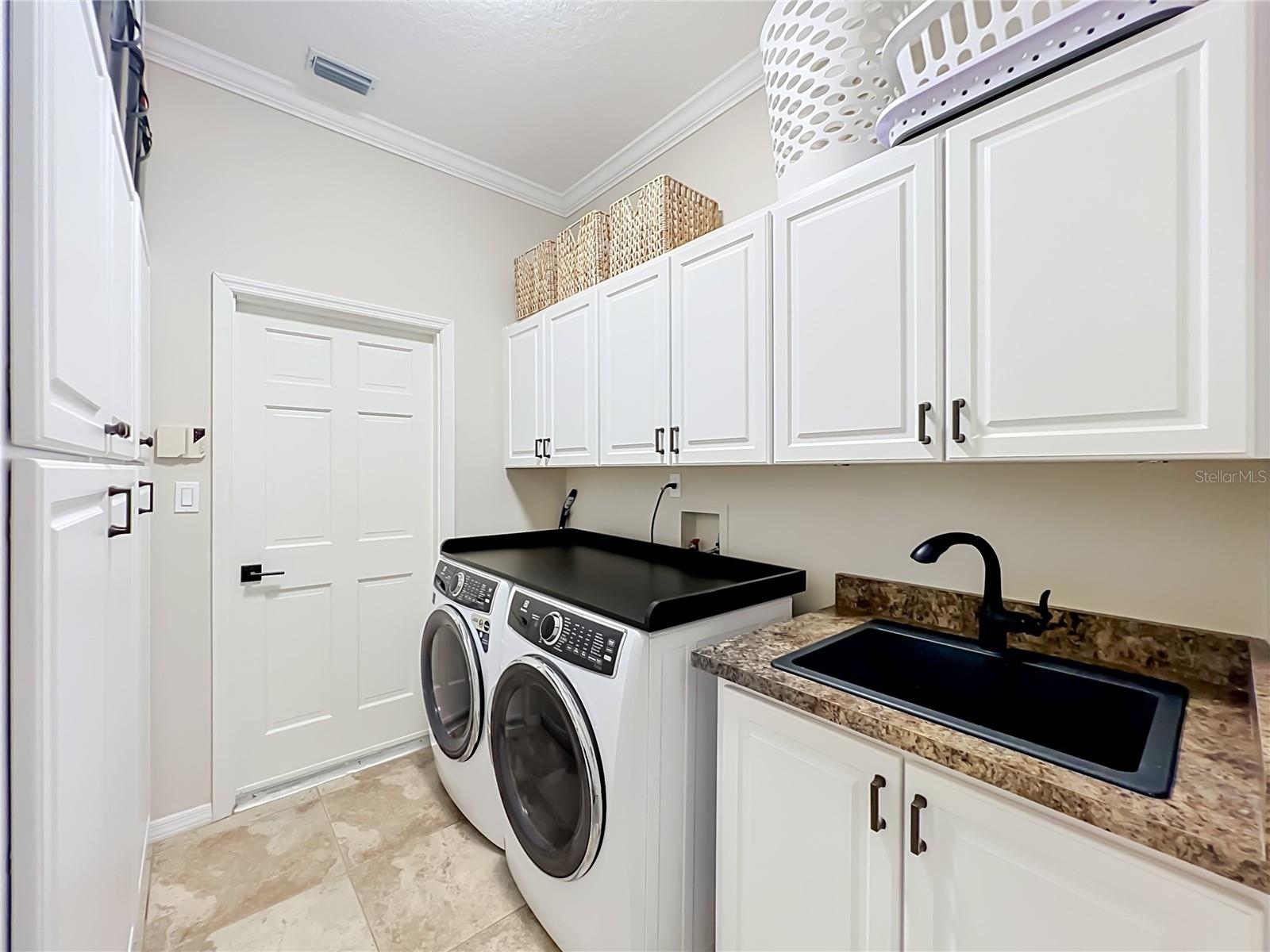 972 OAKPOINT CIRCLE, Apopka, FL 32712
