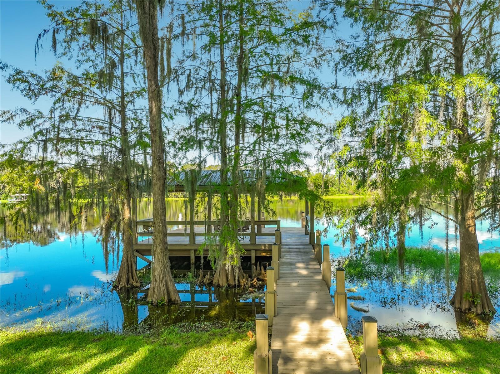 972 OAKPOINT CIRCLE, Apopka, FL 32712