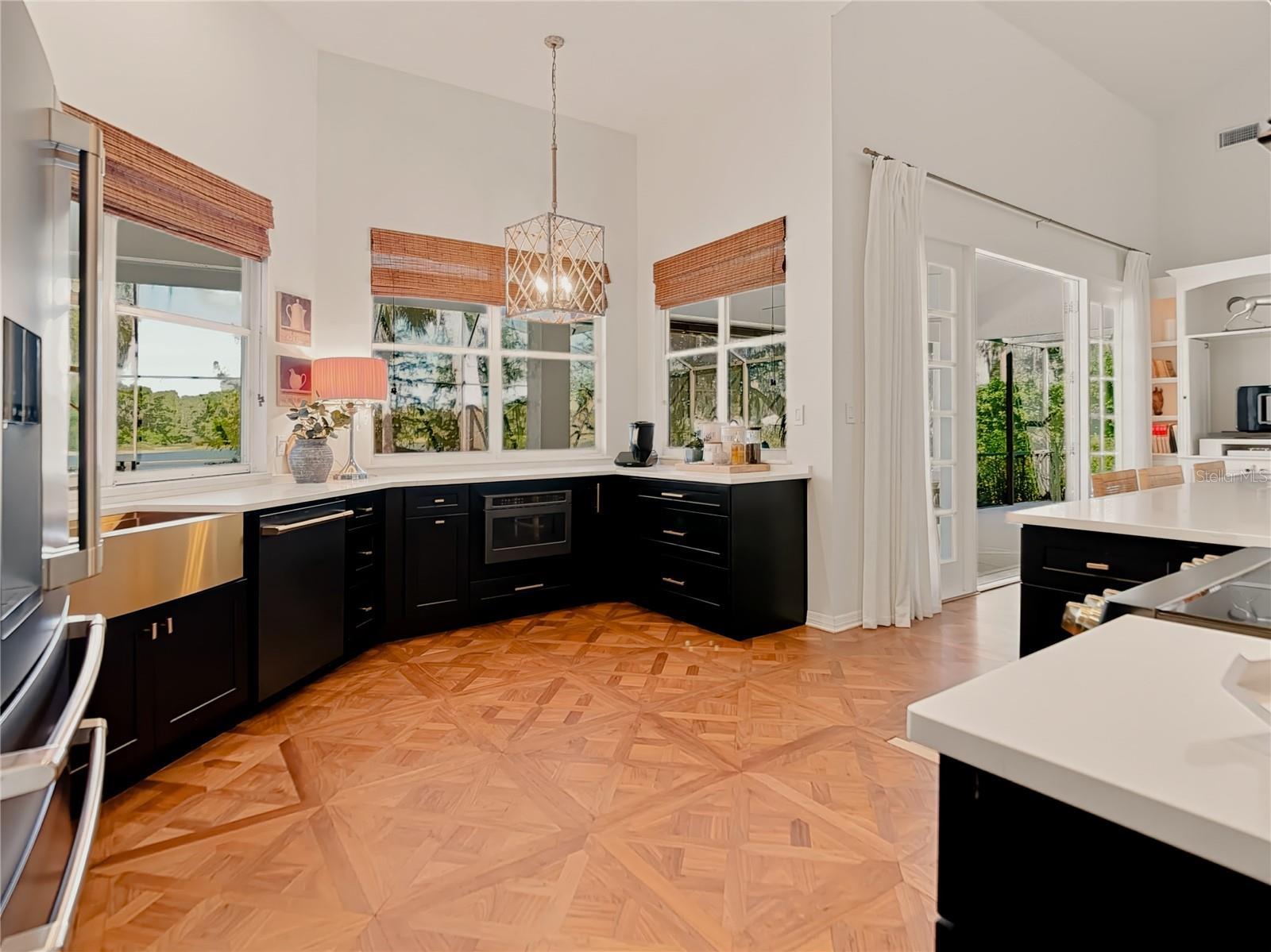 972 OAKPOINT CIRCLE, Apopka, FL 32712