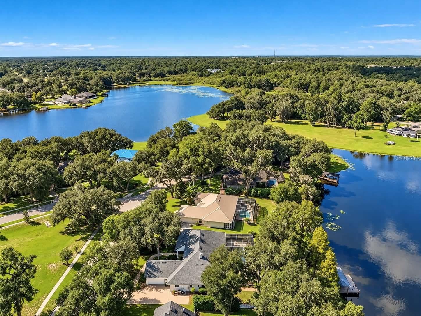 972 OAKPOINT CIRCLE, Apopka, FL 32712