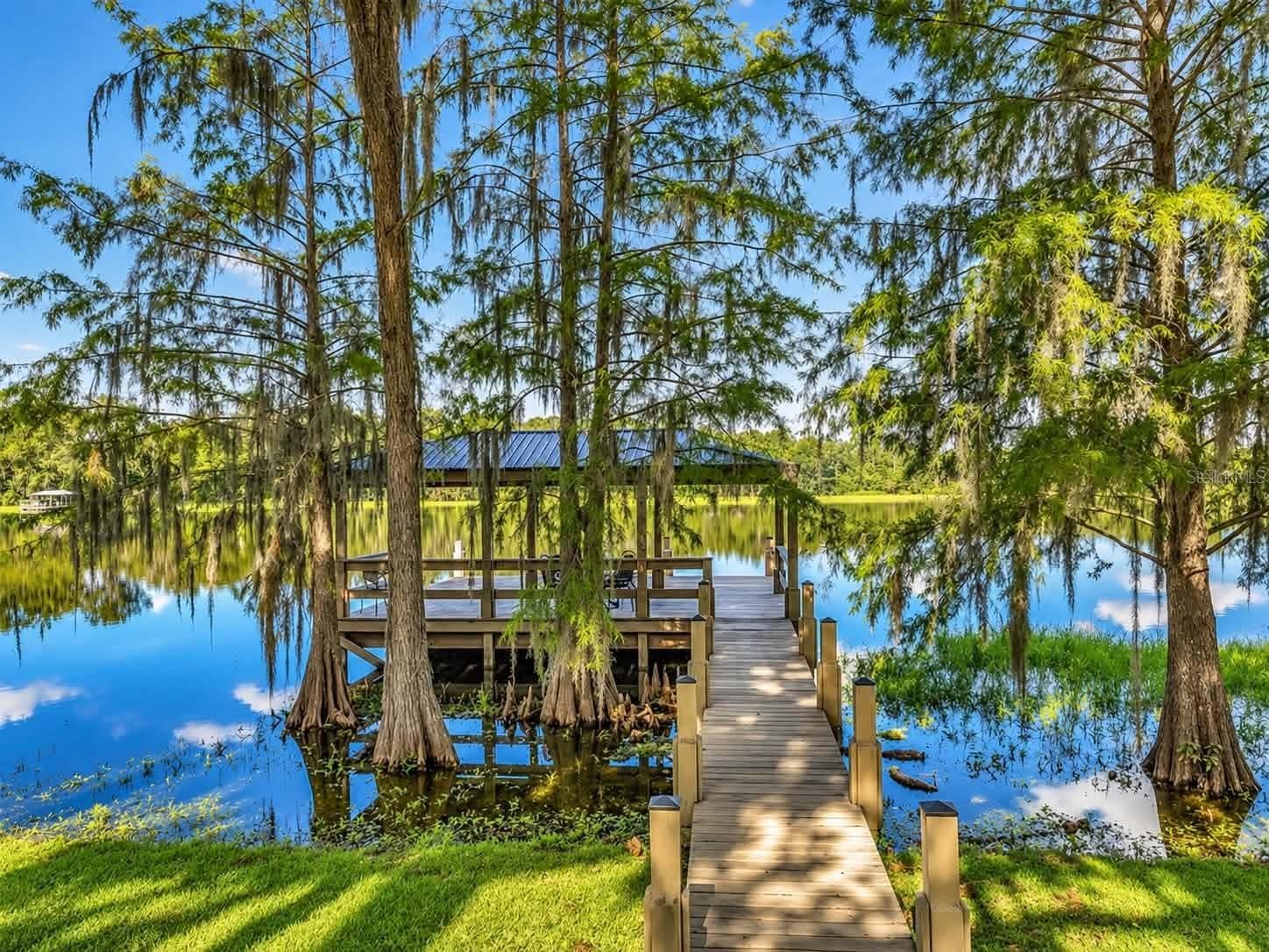 972 OAKPOINT CIRCLE, Apopka, FL 32712