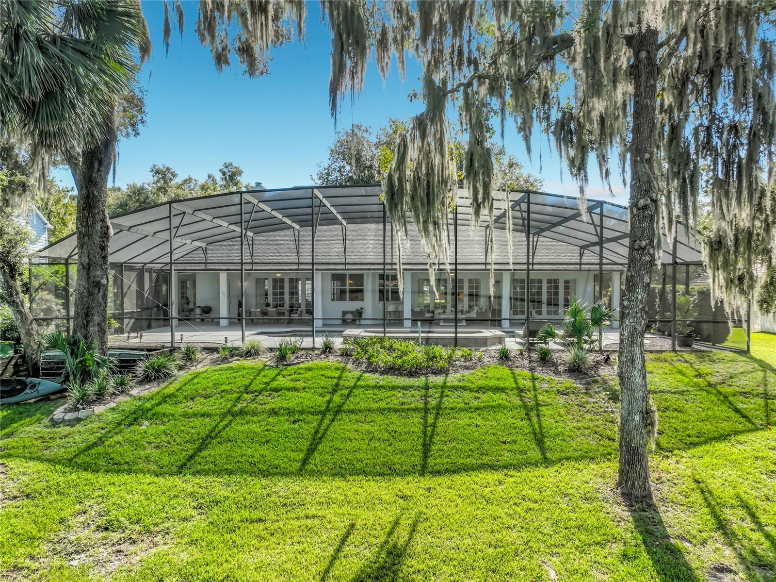 972 OAKPOINT CIRCLE, Apopka, FL 32712