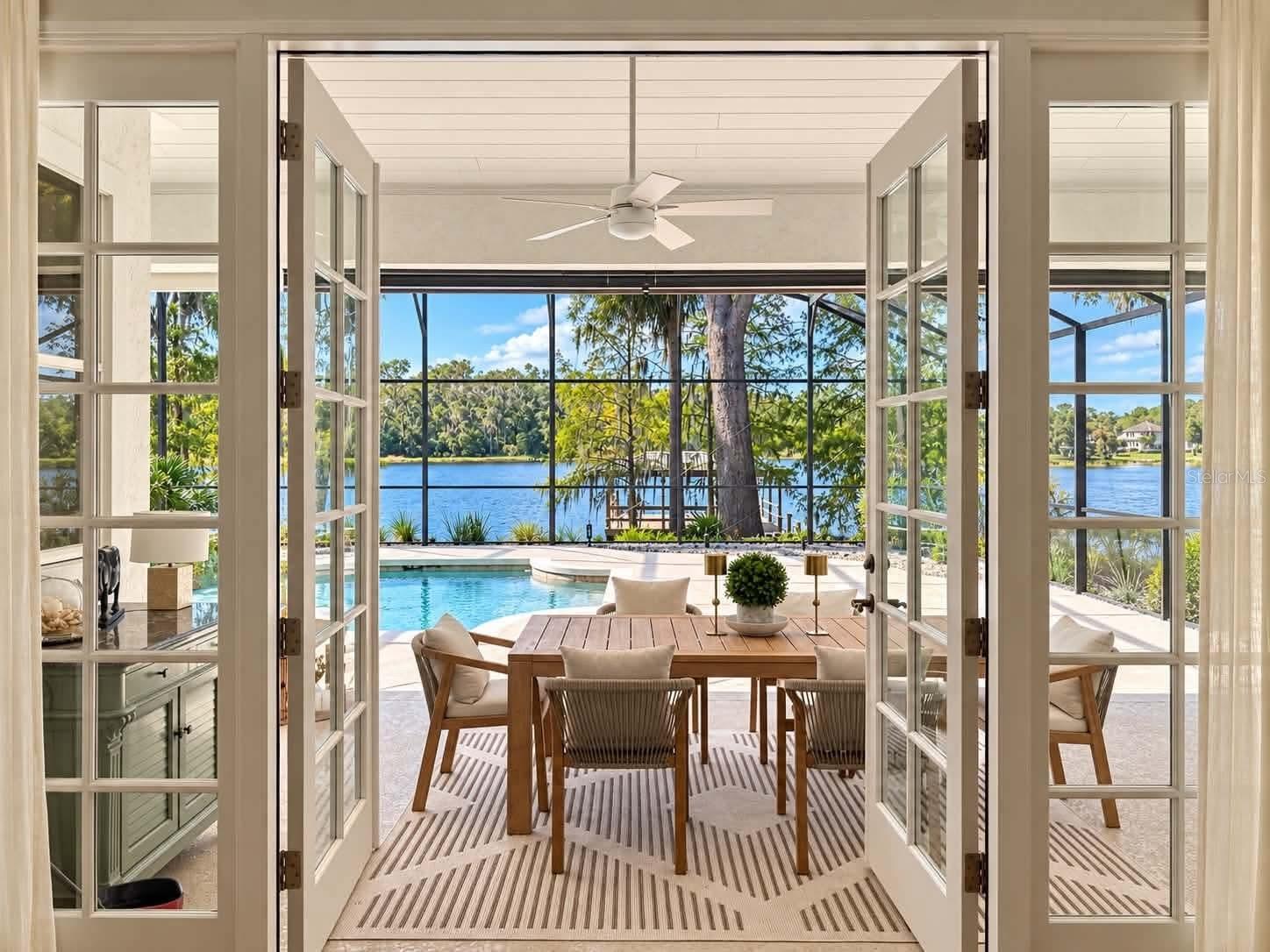 Living the "al fresco" lifestyle, every single day