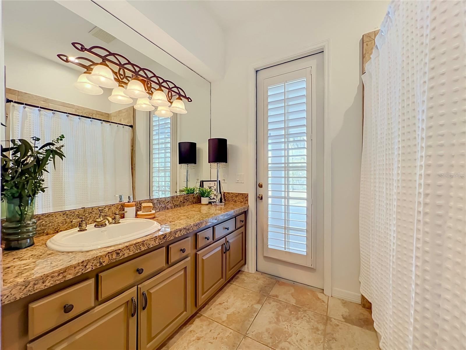 972 OAKPOINT CIRCLE, Apopka, FL 32712