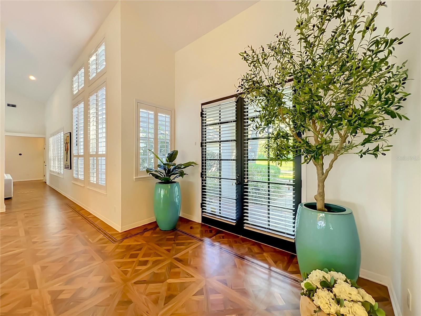 972 OAKPOINT CIRCLE, Apopka, FL 32712