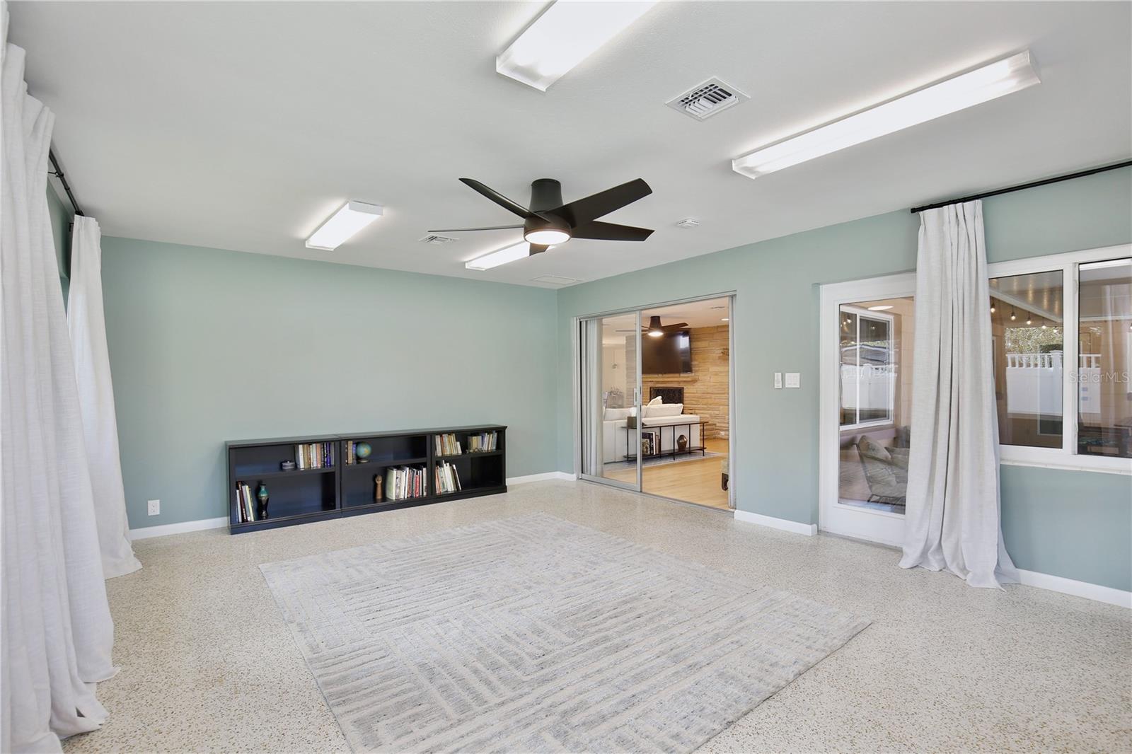 2387 WASHINGTON ROAD, Mount Dora, FL 32757