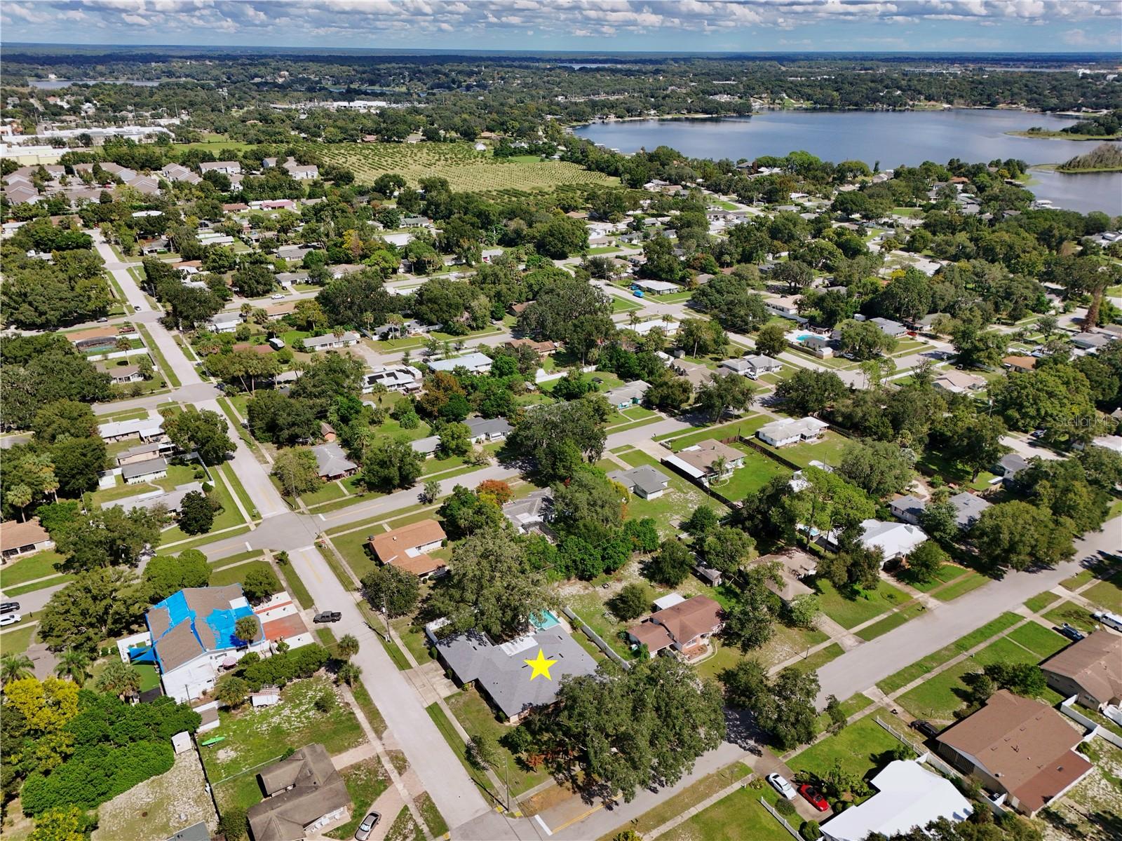 2387 WASHINGTON ROAD, Mount Dora, FL 32757