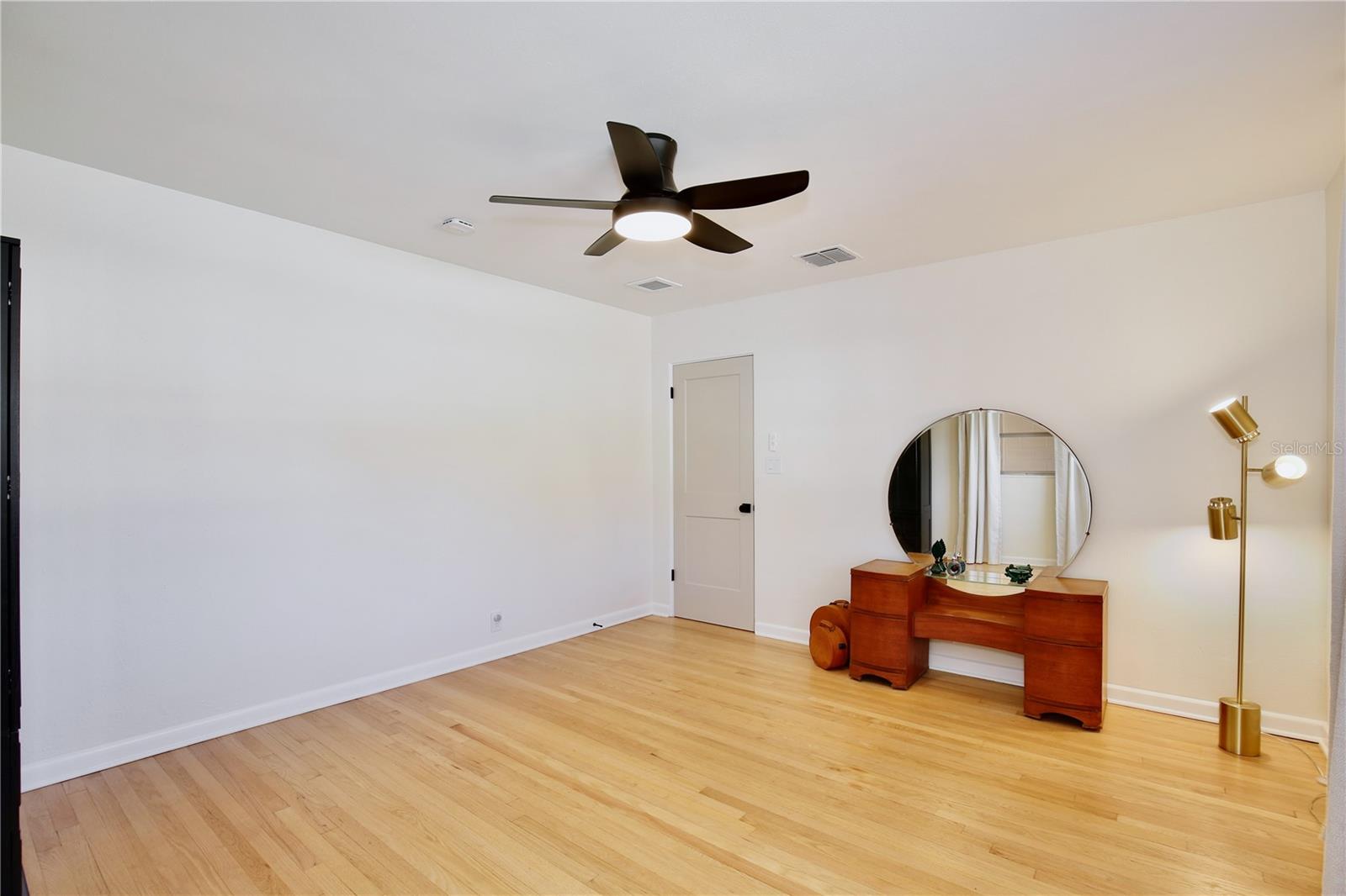 2387 WASHINGTON ROAD, Mount Dora, FL 32757
