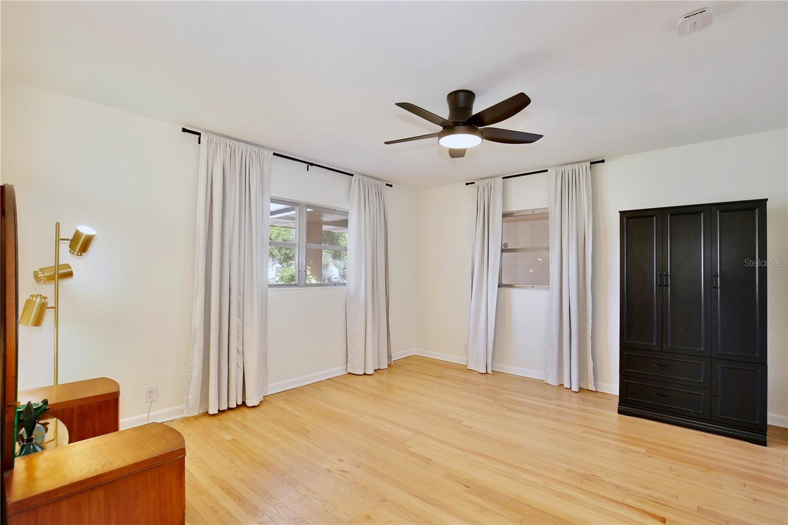 2387 WASHINGTON ROAD, Mount Dora, FL 32757