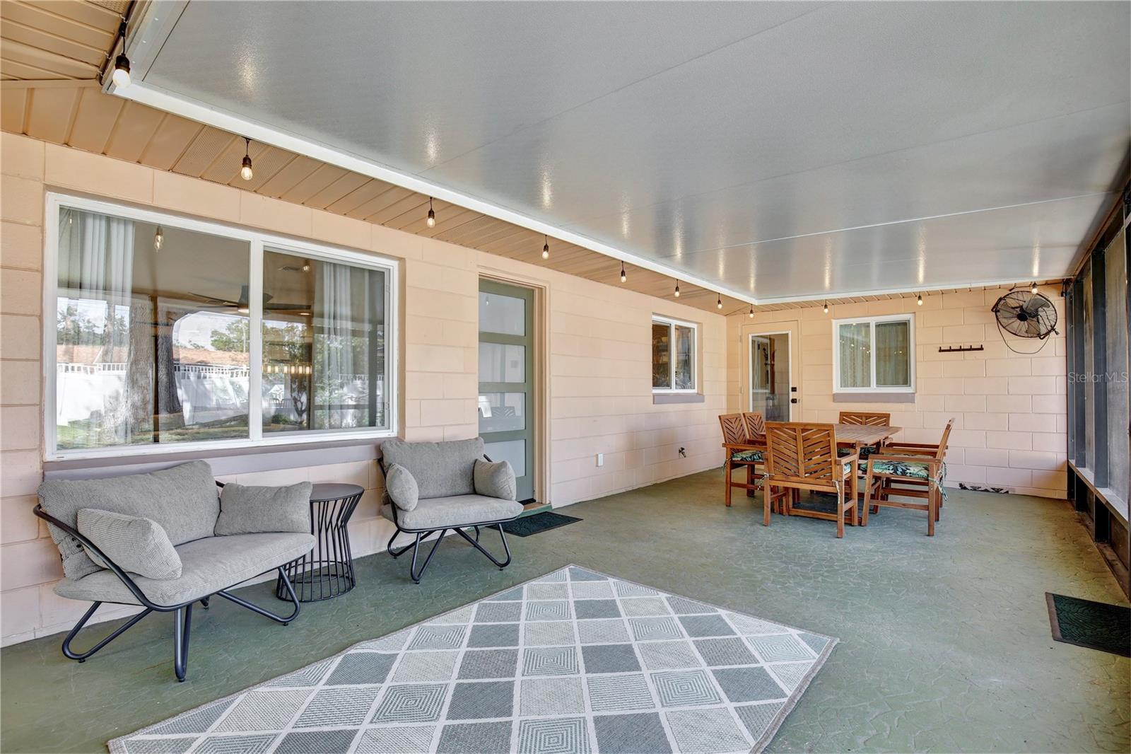 2387 WASHINGTON ROAD, Mount Dora, FL 32757