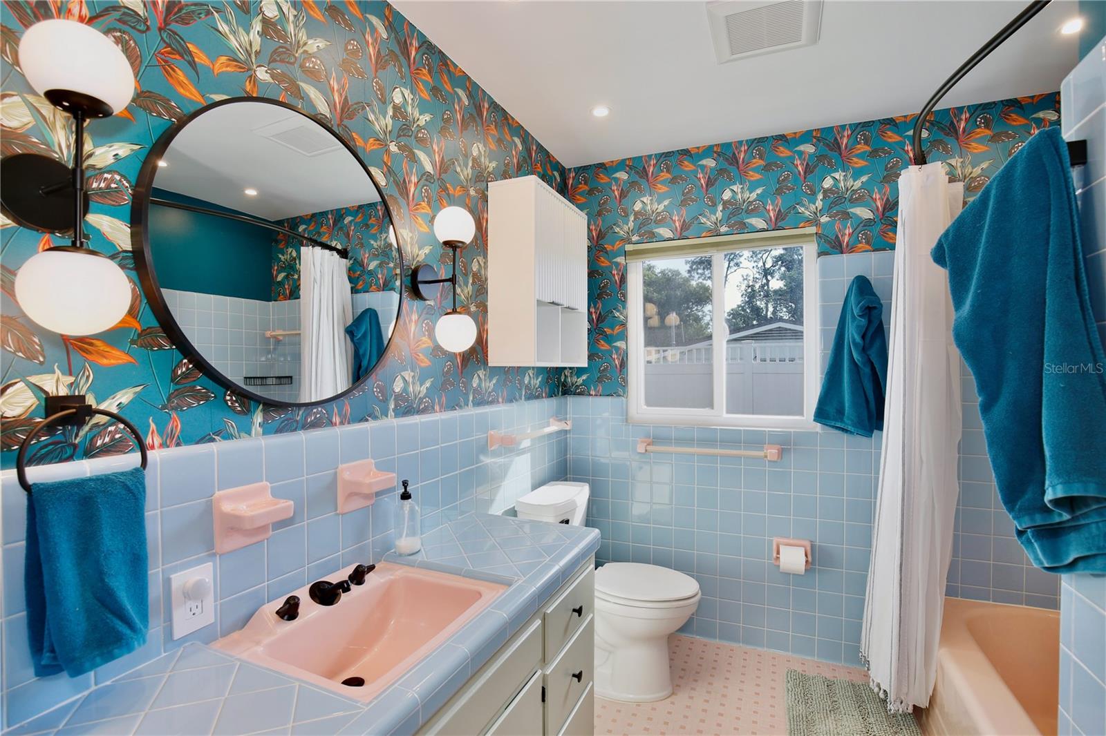 2387 WASHINGTON ROAD, Mount Dora, FL 32757