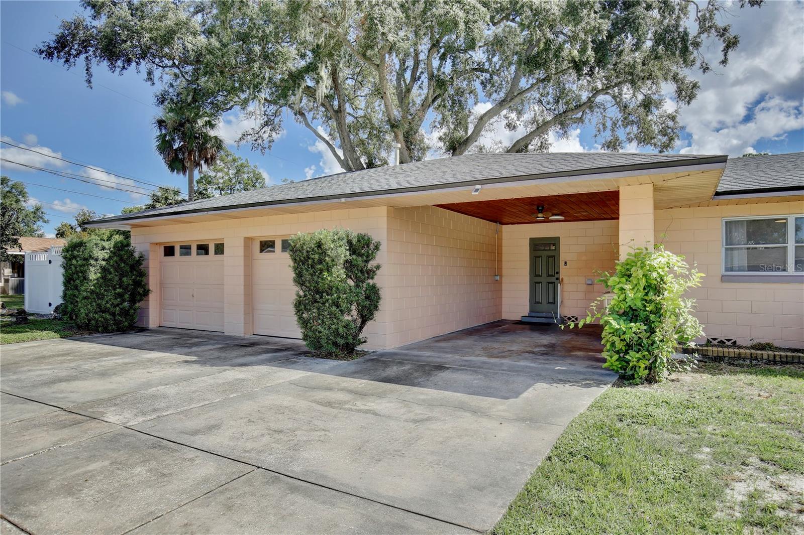 2387 WASHINGTON ROAD, Mount Dora, FL 32757