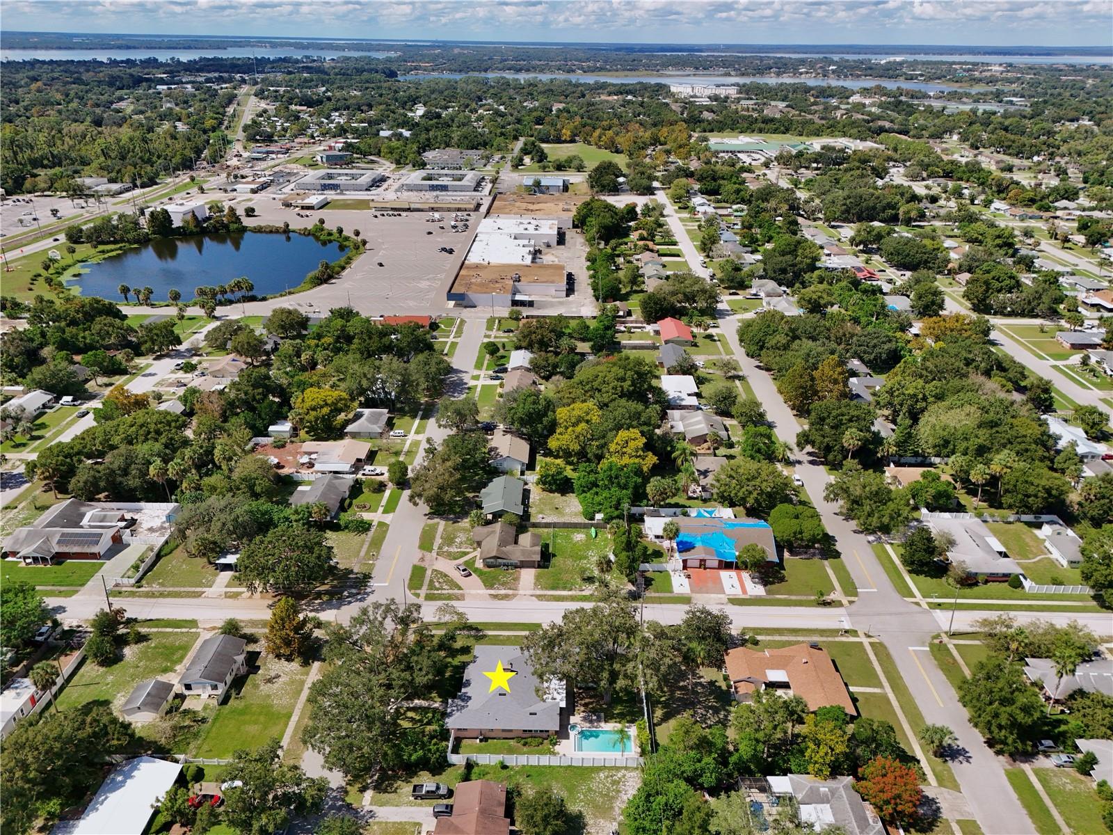 2387 WASHINGTON ROAD, Mount Dora, FL 32757