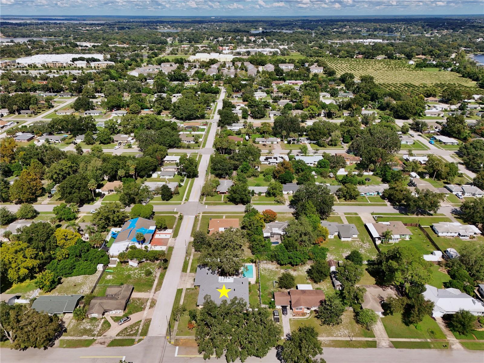 2387 WASHINGTON ROAD, Mount Dora, FL 32757