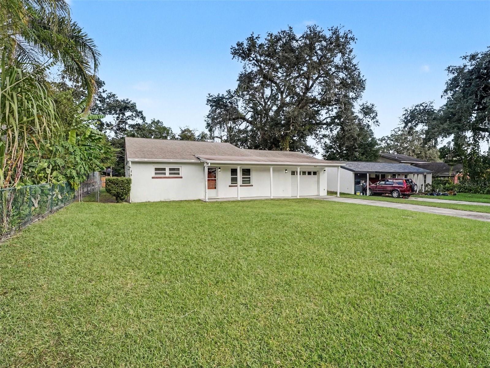 2417 S MYRTLE AVENUE, Sanford, FL 32771