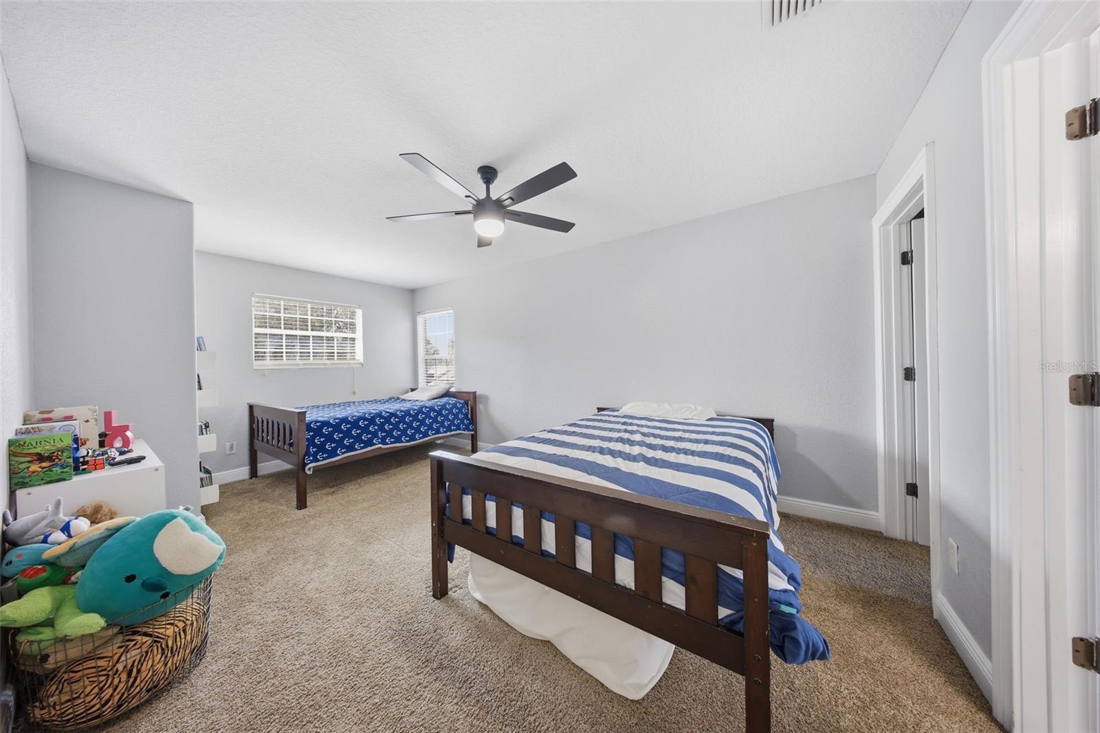 816 E FULLERS CROSS ROAD, Winter Garden, FL 34787