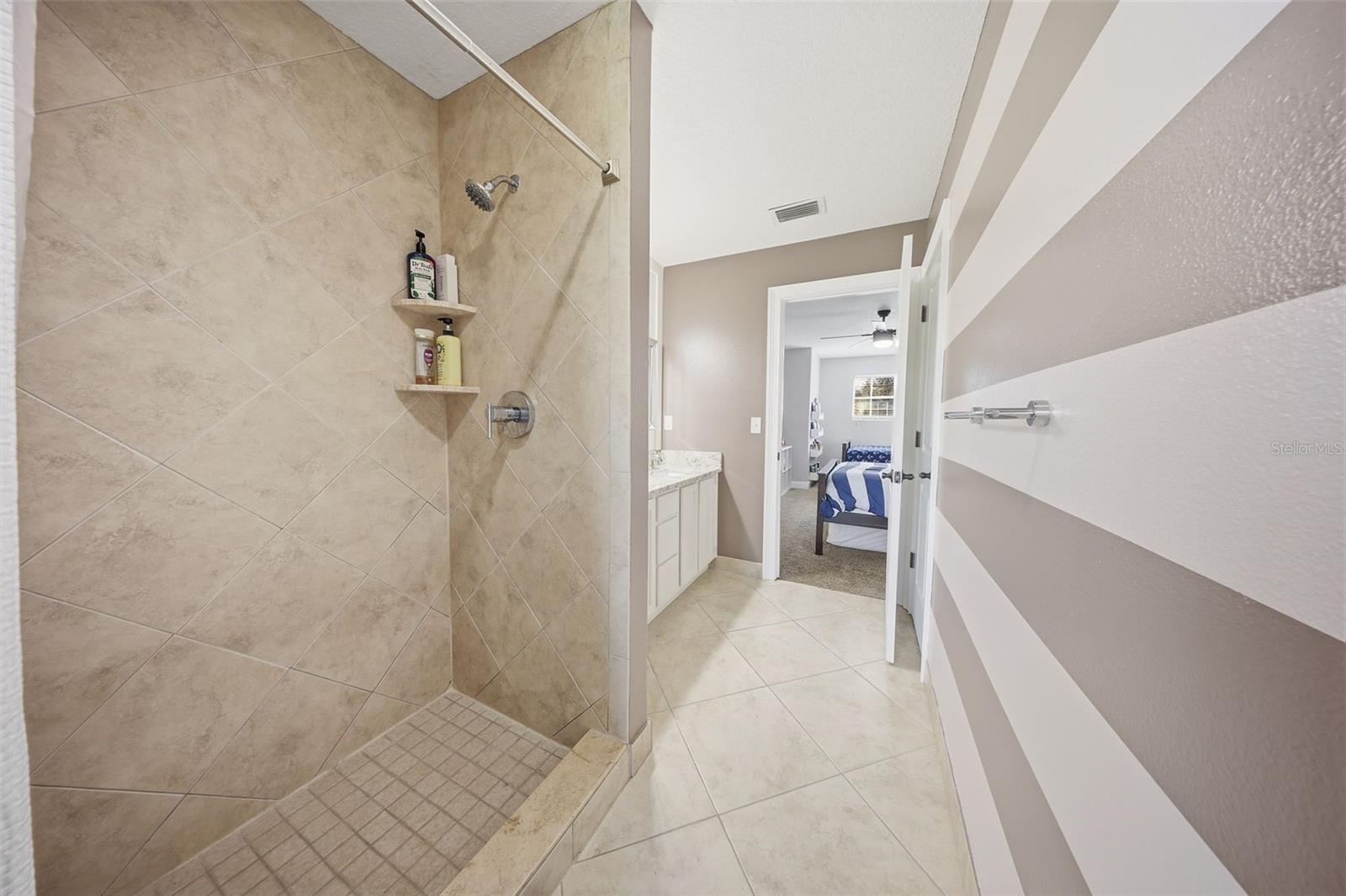816 E FULLERS CROSS ROAD, Winter Garden, FL 34787