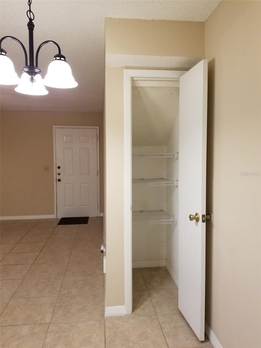 420 FORESTWAY CIRCLE, #207, Altamonte Springs, FL 32701