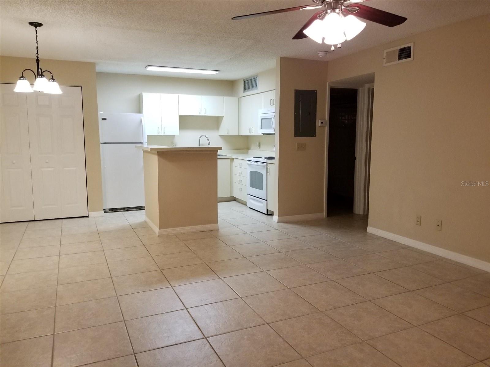 420 FORESTWAY CIRCLE, #207, Altamonte Springs, FL 32701 420 FORESTWAY CIRCLE, #207, Altamonte Springs, FL 32701
