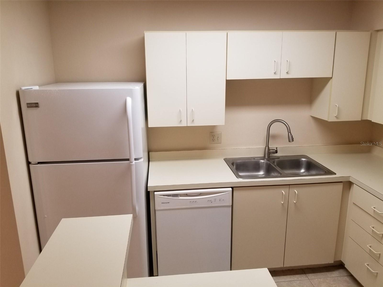 420 FORESTWAY CIRCLE, #207, Altamonte Springs, FL 32701 420 FORESTWAY CIRCLE, #207, Altamonte Springs, FL 32701