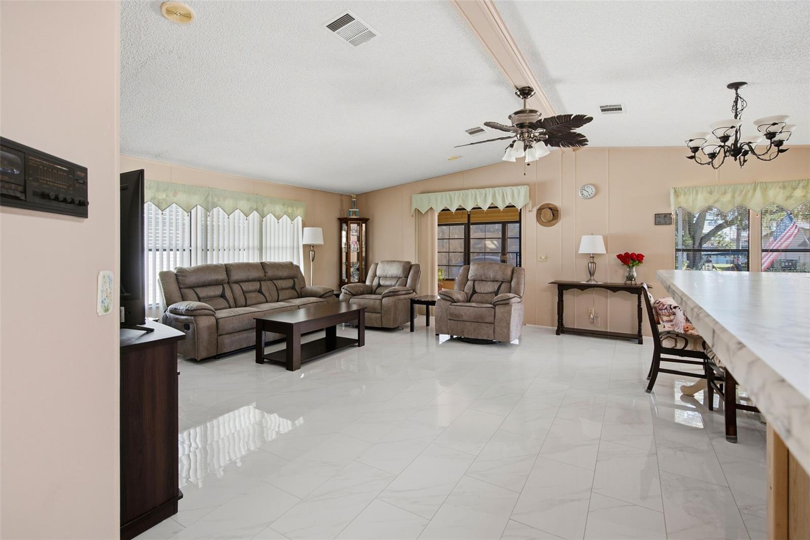113 JACKSON PARK AVENUE, Davenport, FL 33897