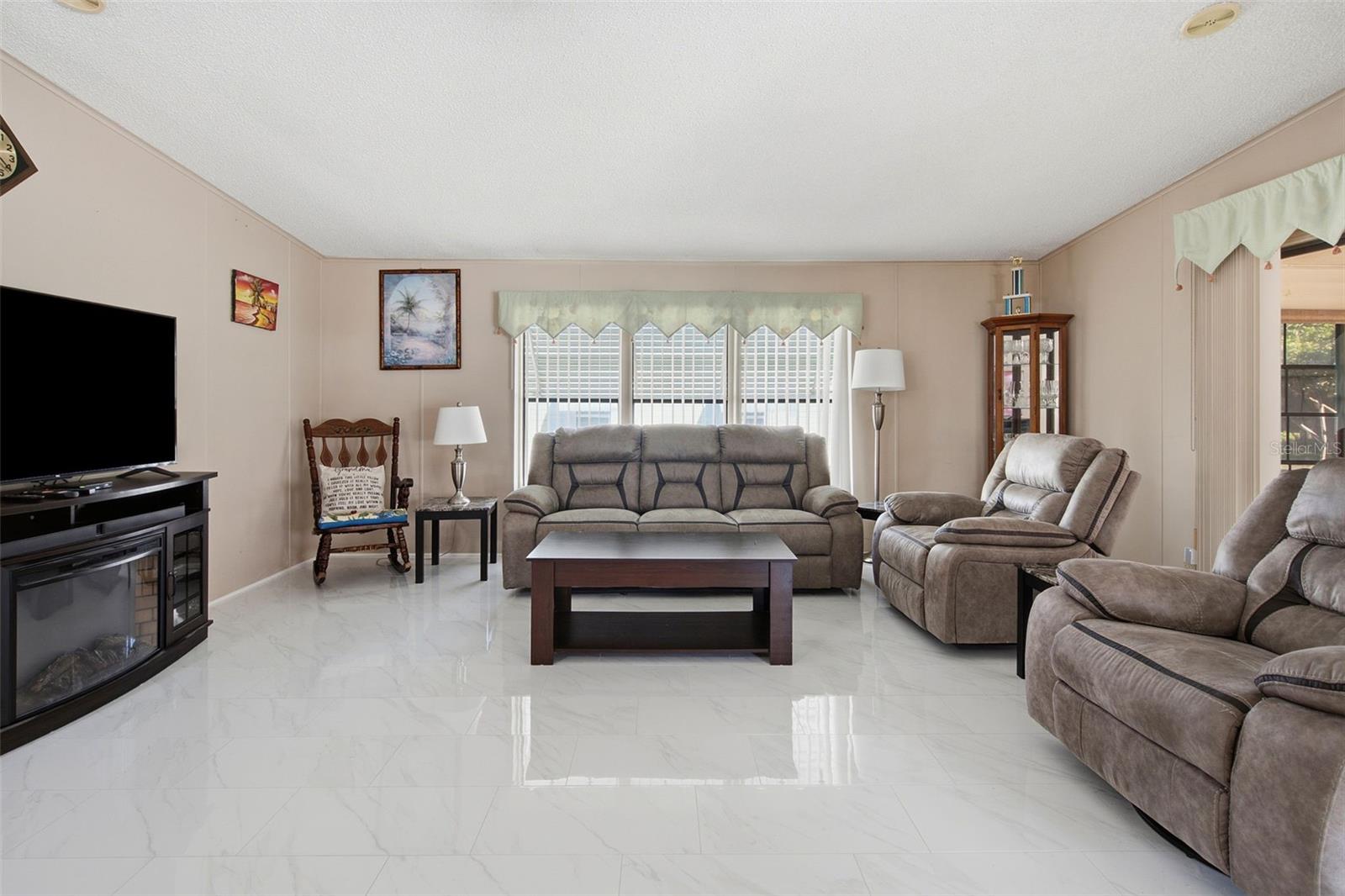 113 JACKSON PARK AVENUE, Davenport, FL 33897