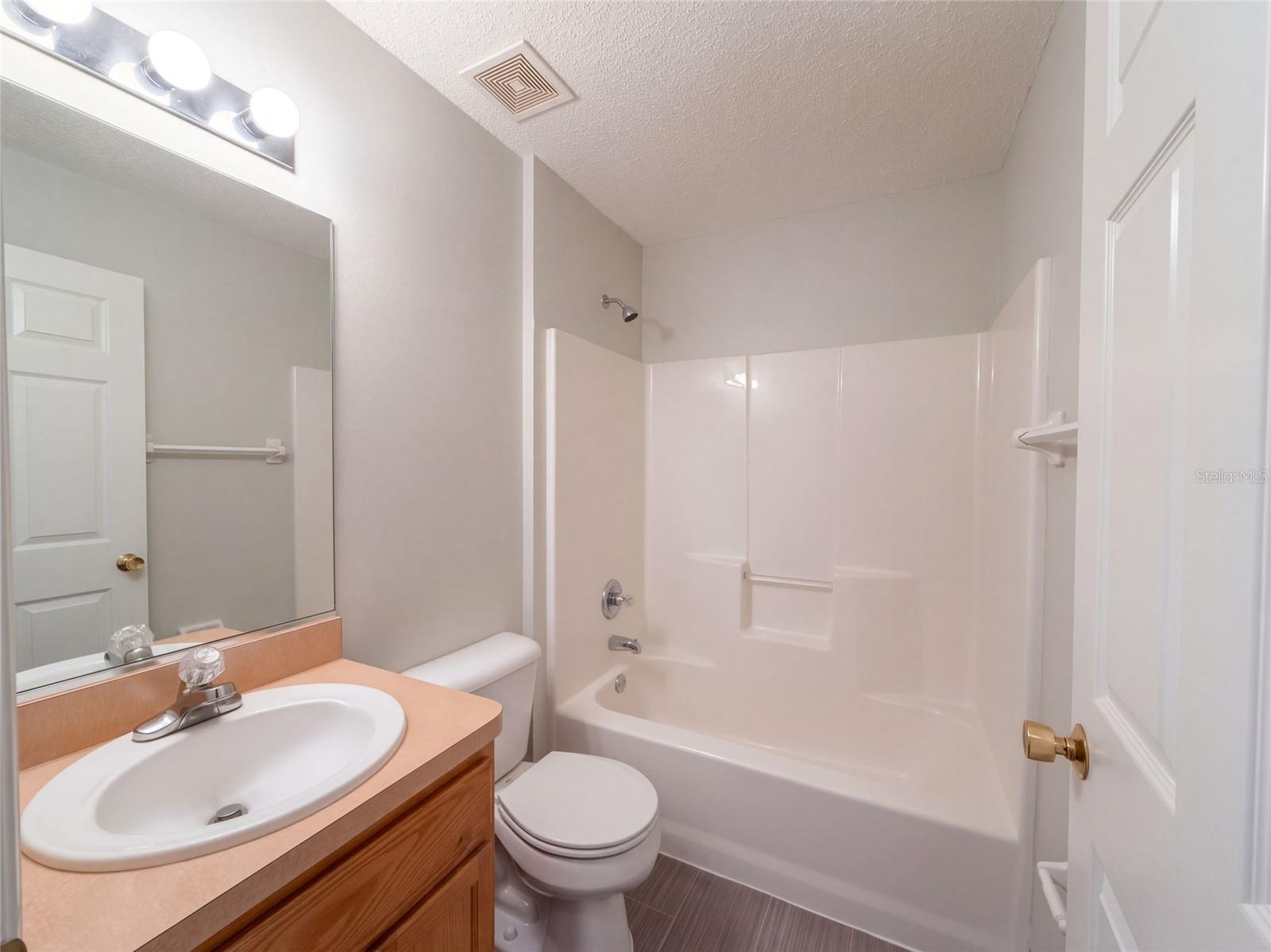 18 ROLLAND LANE, Palm Coast, FL 32164