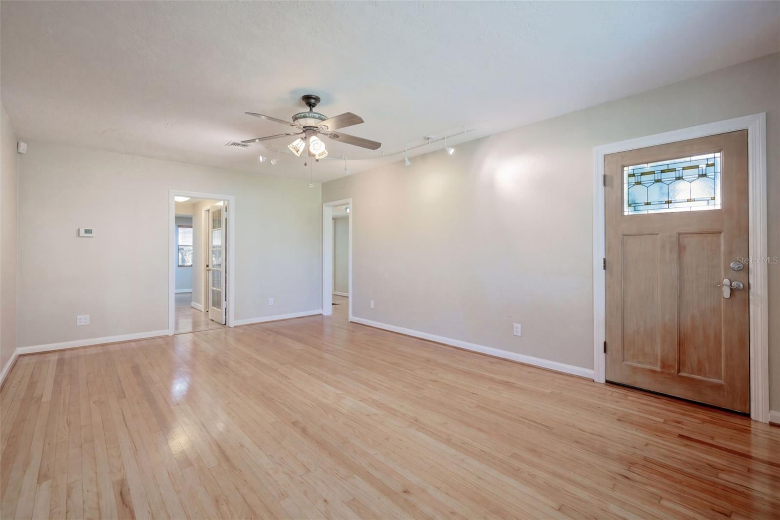 1616 E JEFFERSON STREET, Orlando, FL 32803 1616 E JEFFERSON STREET, Orlando, FL 32803