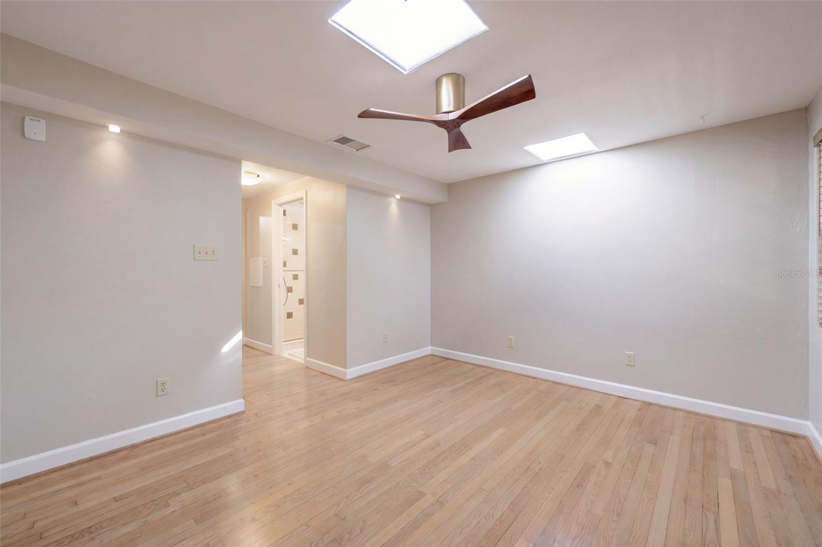 1616 E JEFFERSON STREET, Orlando, FL 32803