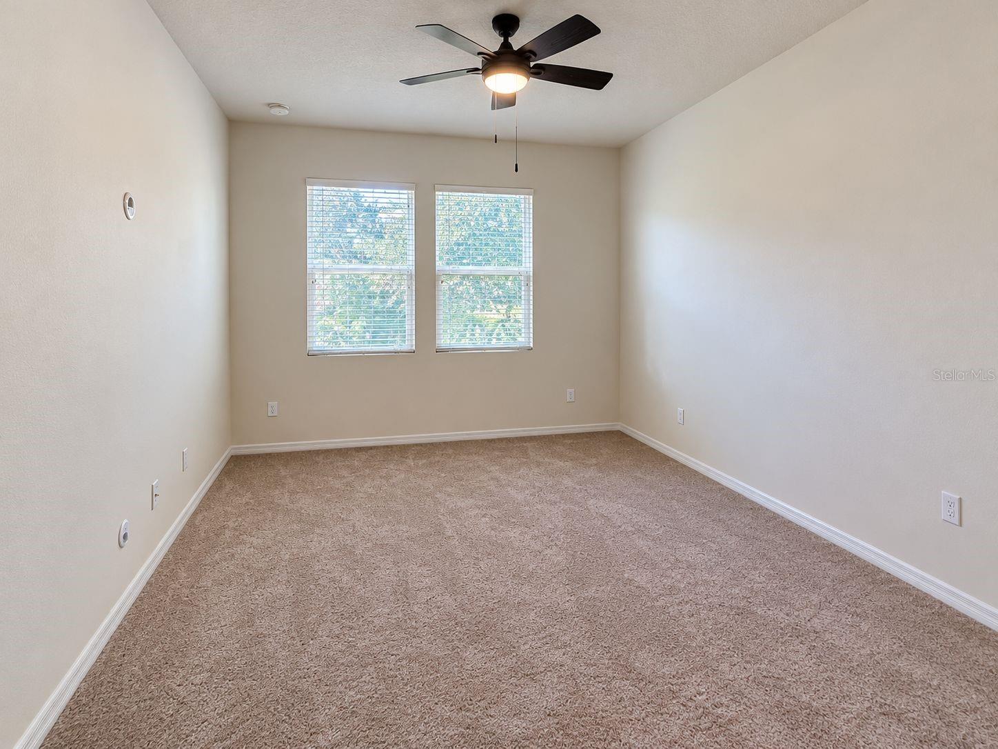 Updstairs Bedroom3