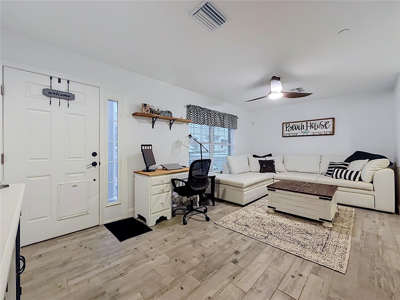 7211 101ST LANE, Seminole, FL 33772