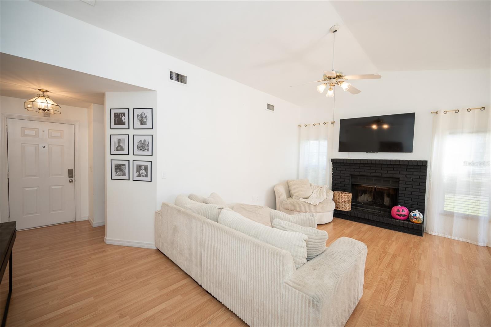1327 WATERVIEW BOULEVARD E, Lakeland, FL 33801