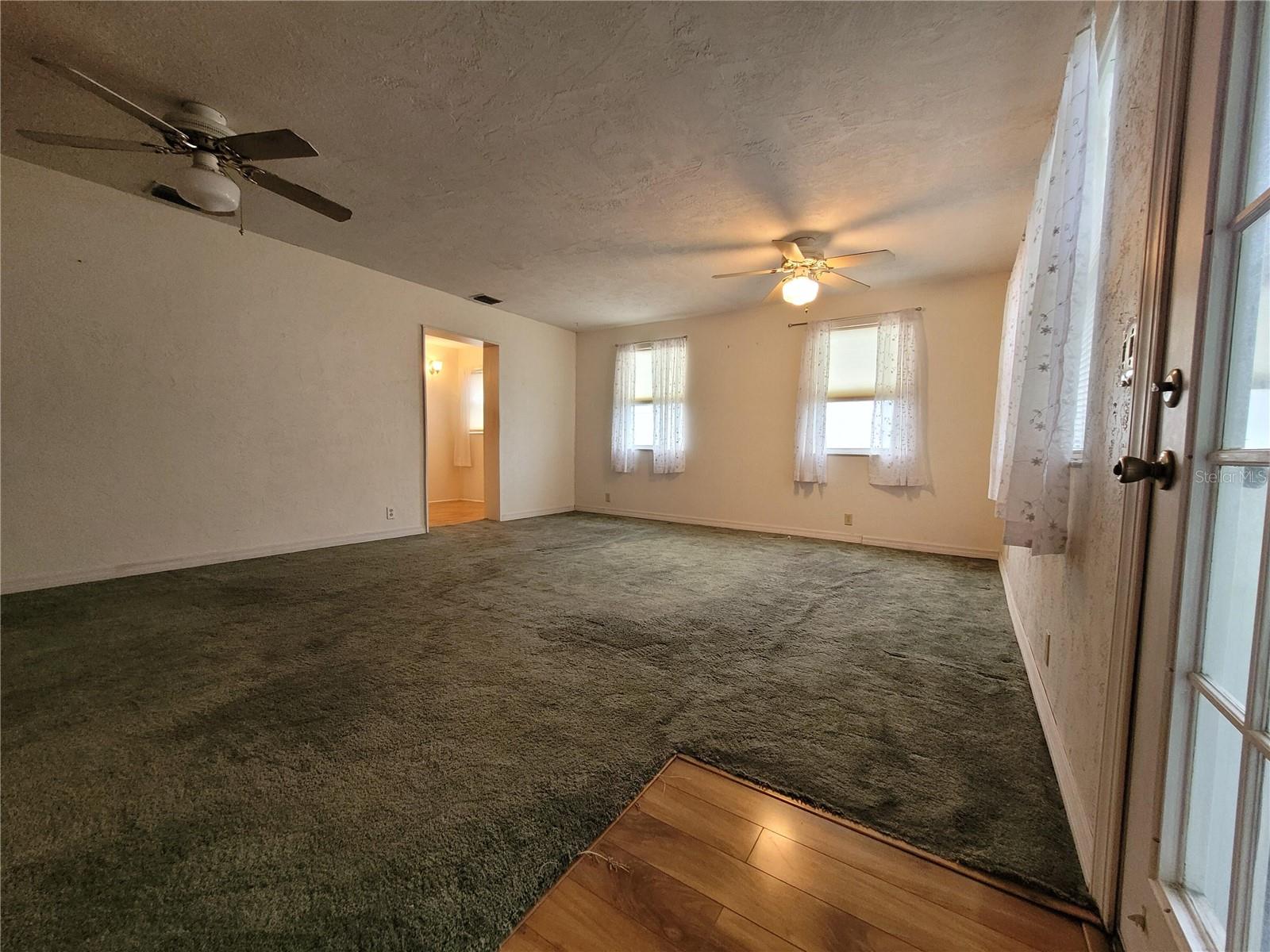 7192 114TH LANE, Seminole, FL 33772