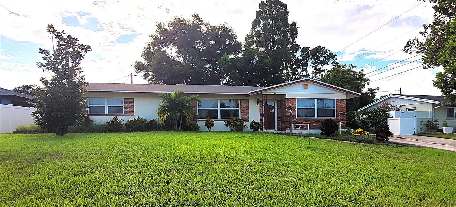 7192 114TH LANE, Seminole, FL 33772