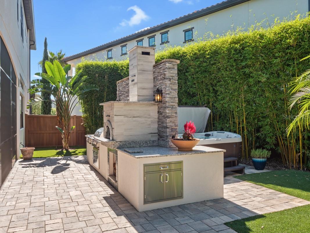8418 VIA VITTORIA WAY, Orlando, FL 32819