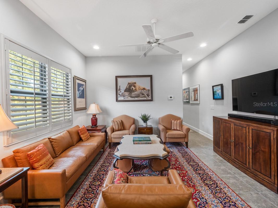 8418 VIA VITTORIA WAY, Orlando, FL 32819