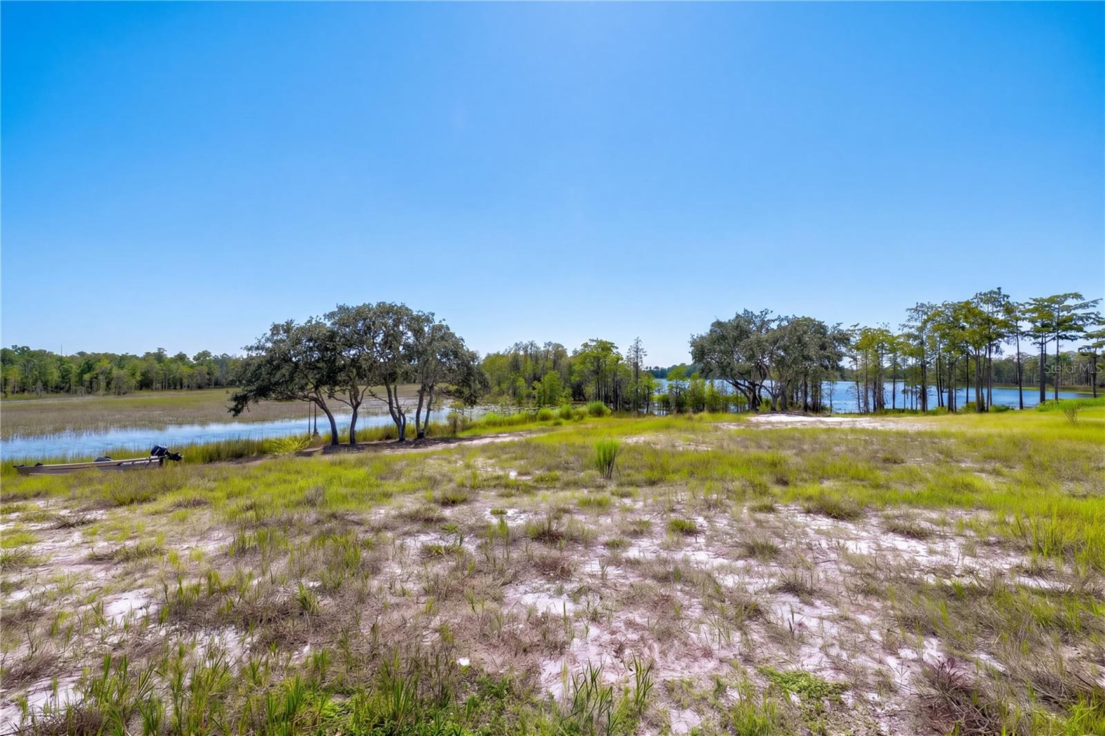 468 BLACK LAKE ROAD, Osteen, FL 32764