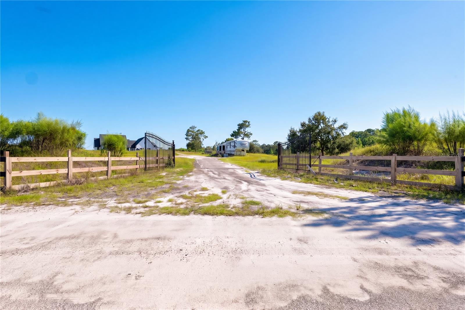 468 BLACK LAKE ROAD, Osteen, FL 32764