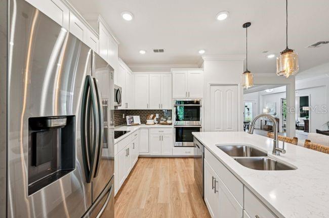Model home - actual features may vary.