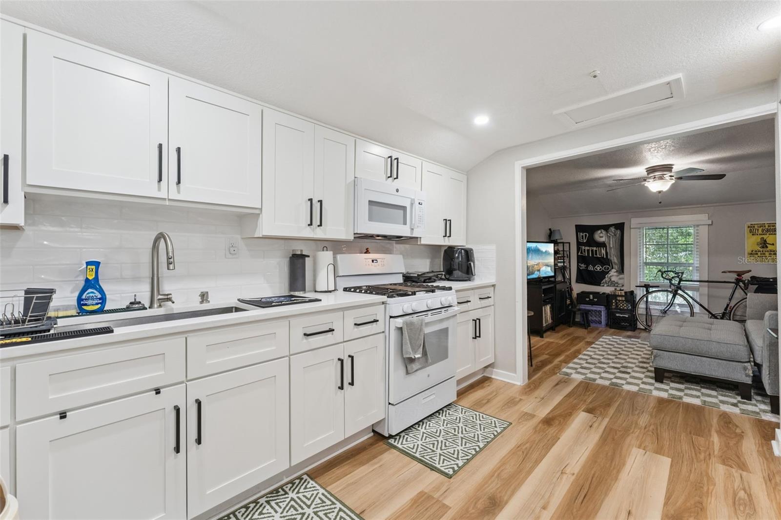 1438 CATHERINE STREET, Orlando, FL 32801