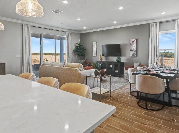 Model home - actual features may vary. Model home - actual features may vary.