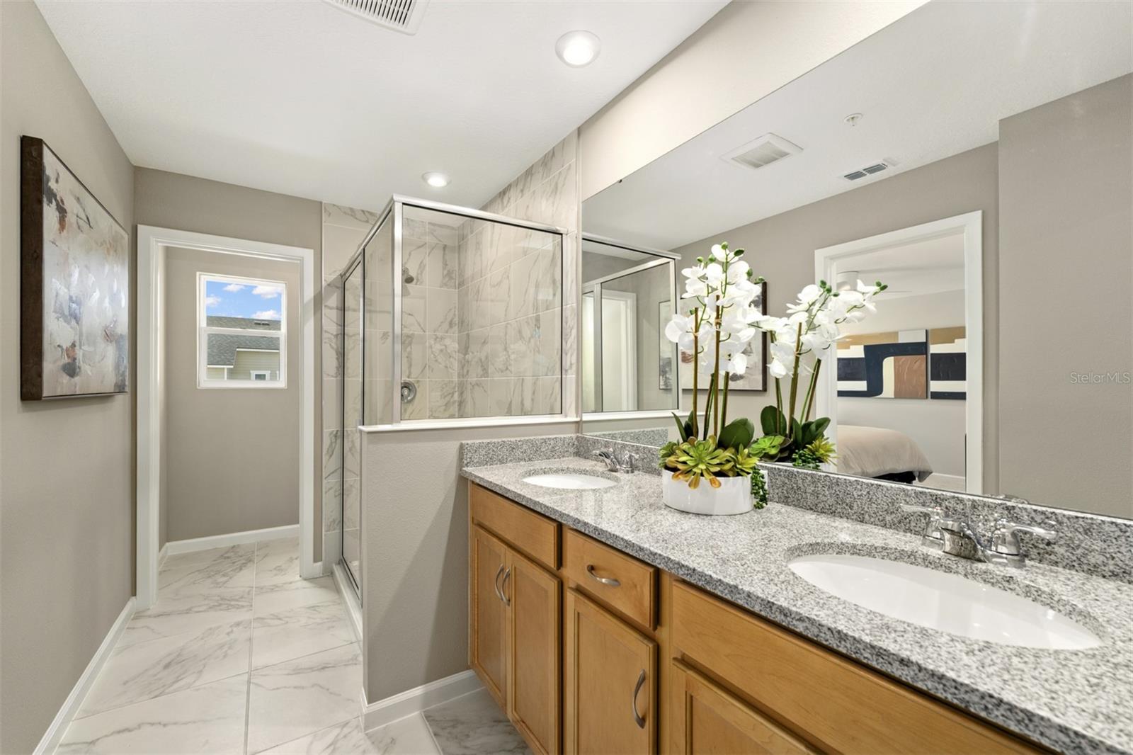 Meridian Parks Aurora Model Primary Bathroom