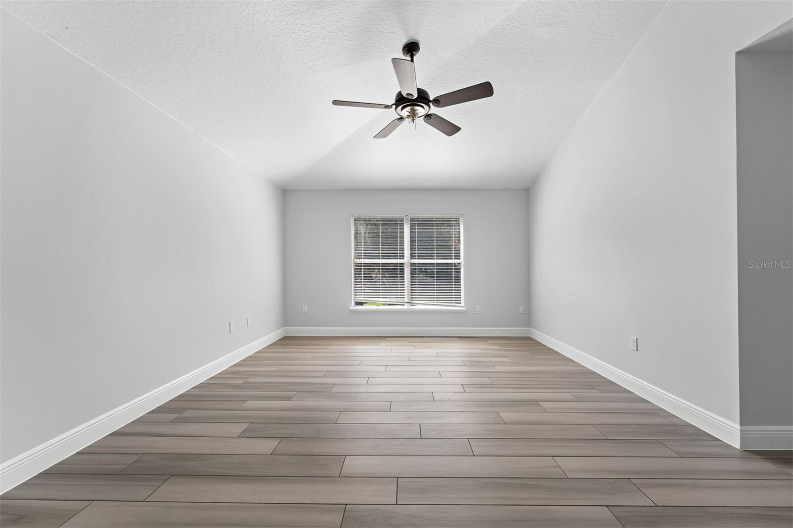 7406 LAKE MARNI COURT, Mount Dora, FL 32757