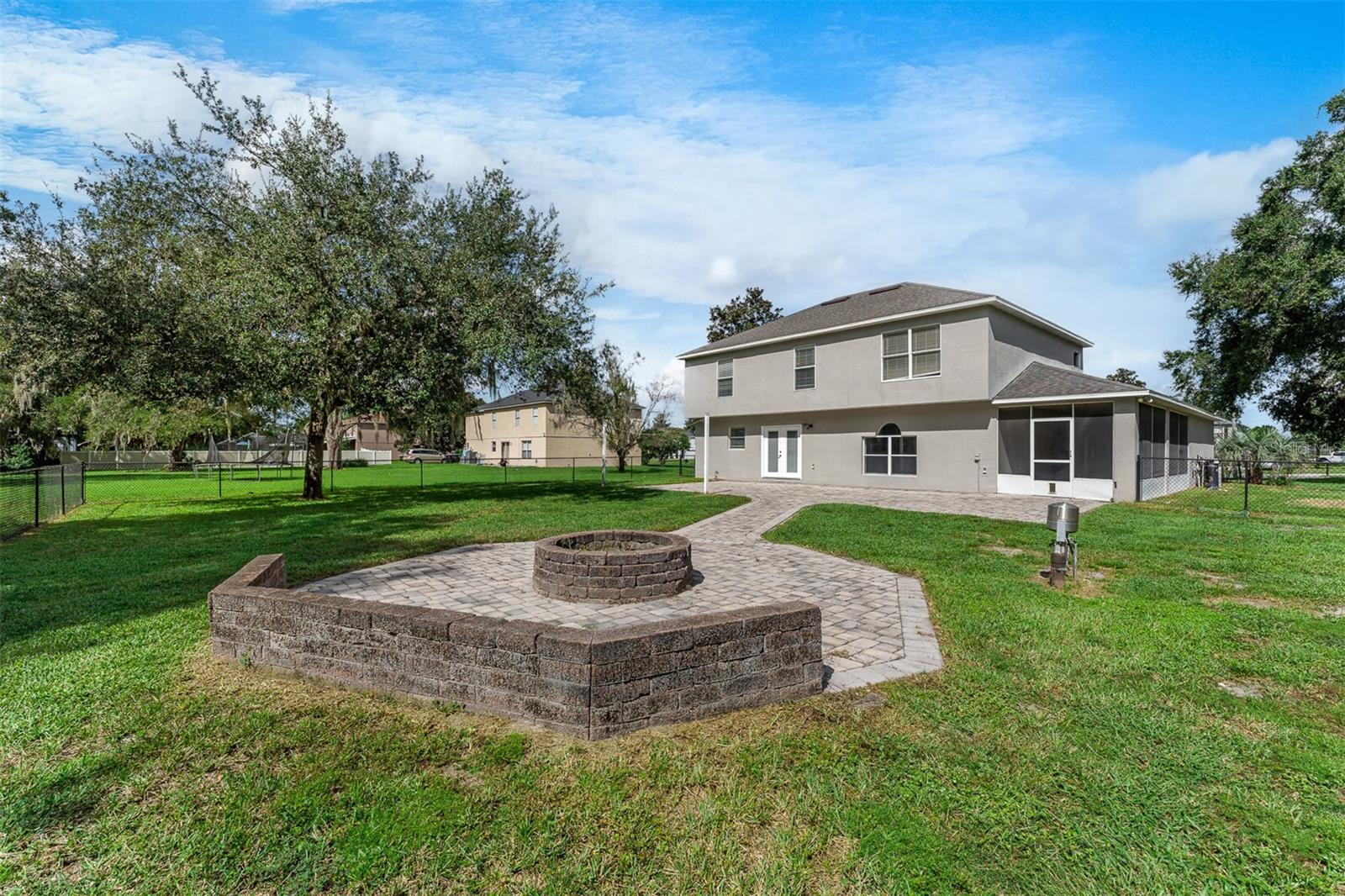 7406 LAKE MARNI COURT, Mount Dora, FL 32757
