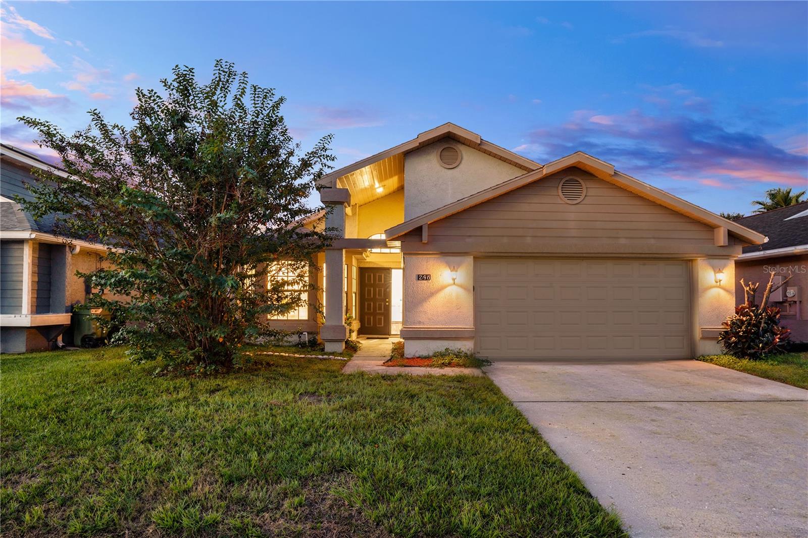2616 WHALEBONE BAY DRIVE, Kissimmee, FL 34741