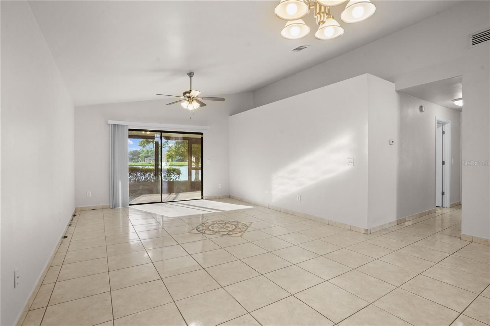 2616 WHALEBONE BAY DRIVE, Kissimmee, FL 34741