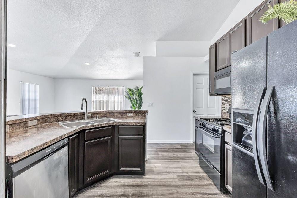 7422 HOLLOW RIDGE CIRCLE, Orlando, FL 32822