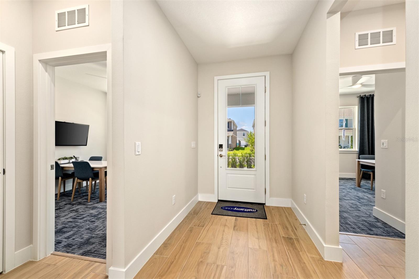 Meridian Parks Honeysuckle Model Foyer Meridian Parks Honeysuckle Model Foyer